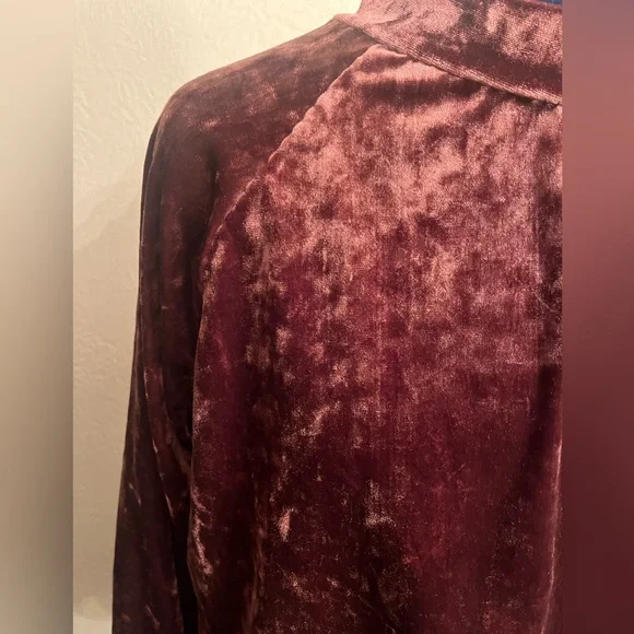 Set of Two Hand Sewn Velvet Tops - Sz Small - Picture 5 of 12